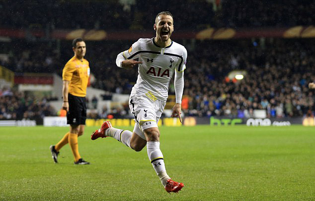 18岁前锋杰西-德里告别水晶宫，罗马诺：他已正式加盟切尔西（罗马诺：18岁前锋杰西-德里离开水晶宫，正式加盟切尔西）