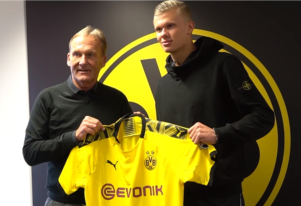 马卡：皇马患有“姆巴佩依赖症”，进攻模式重复且单一（马卡报：皇马过度依赖姆巴佩，进攻套路单一且雷同）