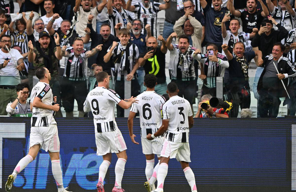 记者：西汉姆联和狼队有意利物浦边锋本-多克（记者：西汉姆联、狼队有意引进利物浦翼锋本-多克）