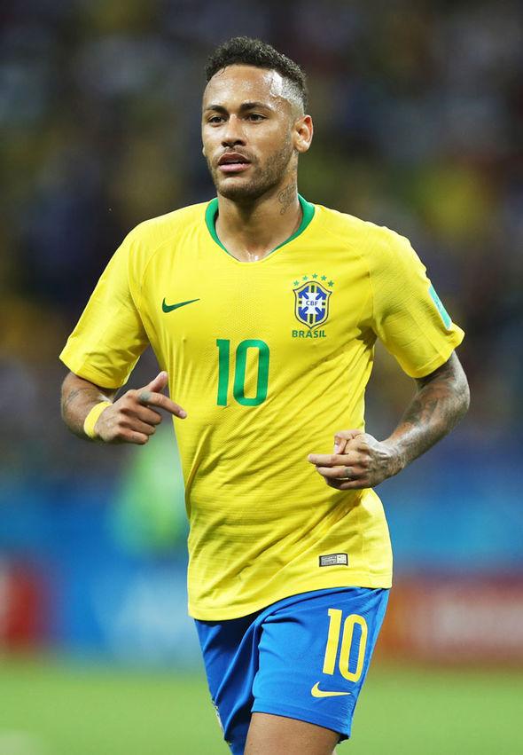 记者：拜仁计划签下17岁厄瓜多尔中卫奥拉亚，并准备将其外租（记者：拜仁拟引进17岁厄瓜多尔中卫奥拉亚，计划签约后外租）